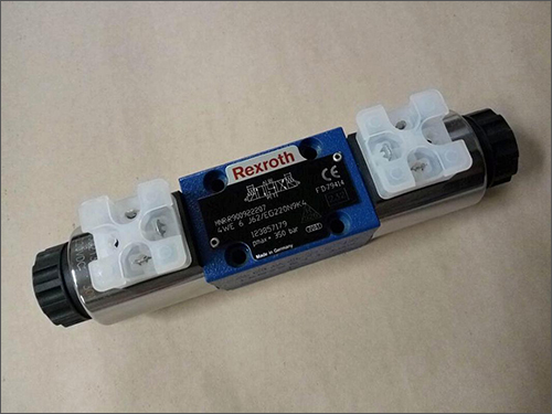 力士樂 Rexroth                     R900922207 4WE6J6XEG220N9K4